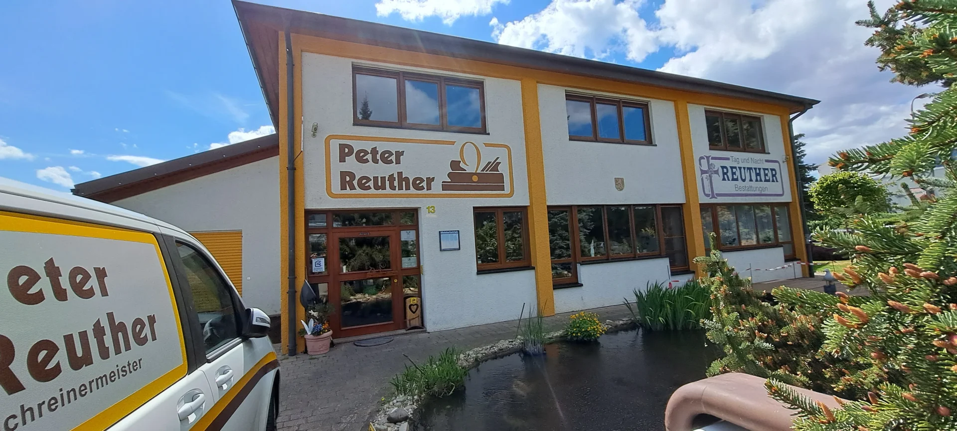Gebäude der Schreinerei Peter Reuther GmbH